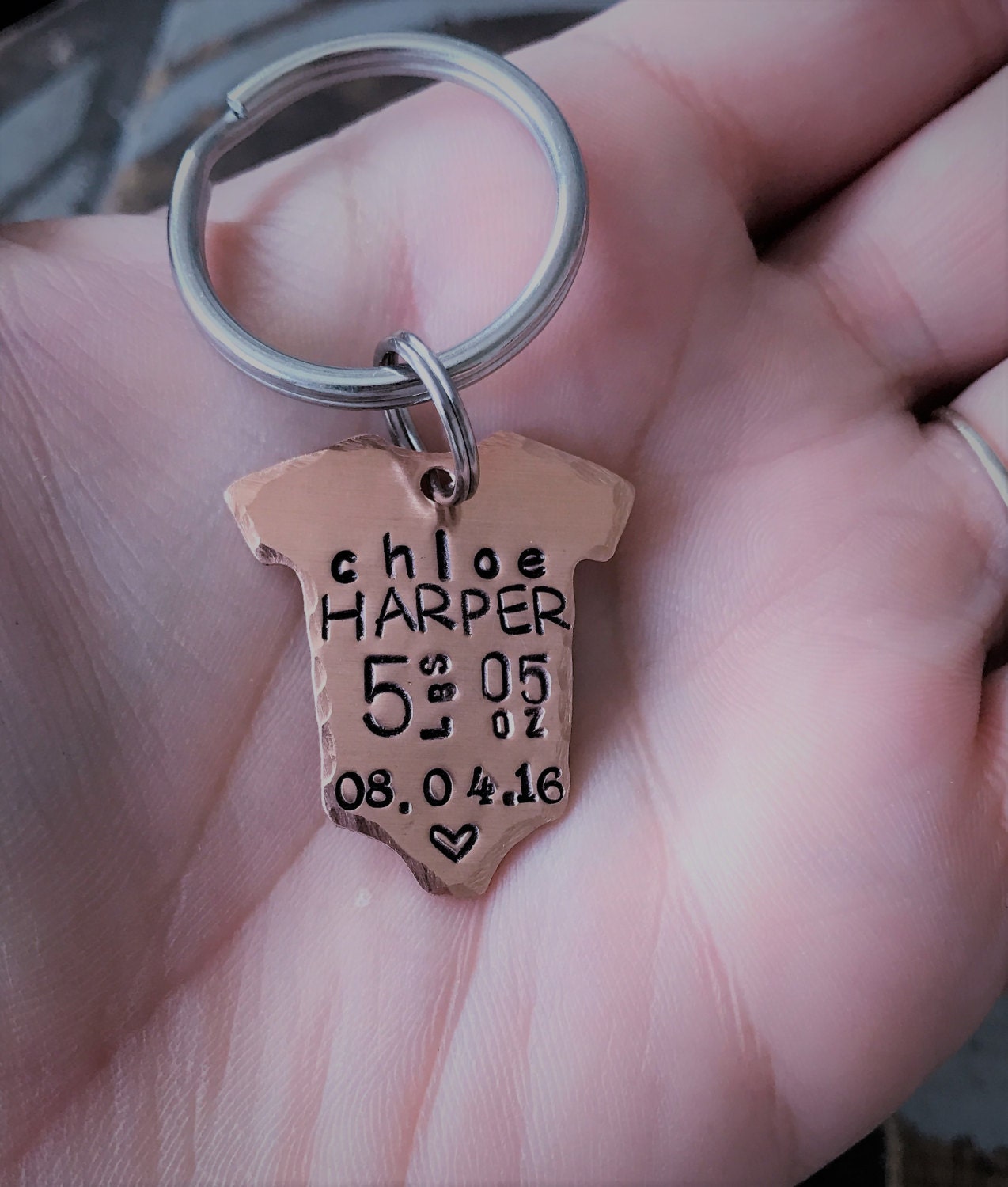 Onesie Keychain Baby Announcement Baby Statistics Keychain New Baby Gift for Dad Baby Gift for Mom Baby Weight Time Date Keepsake Baby Meme