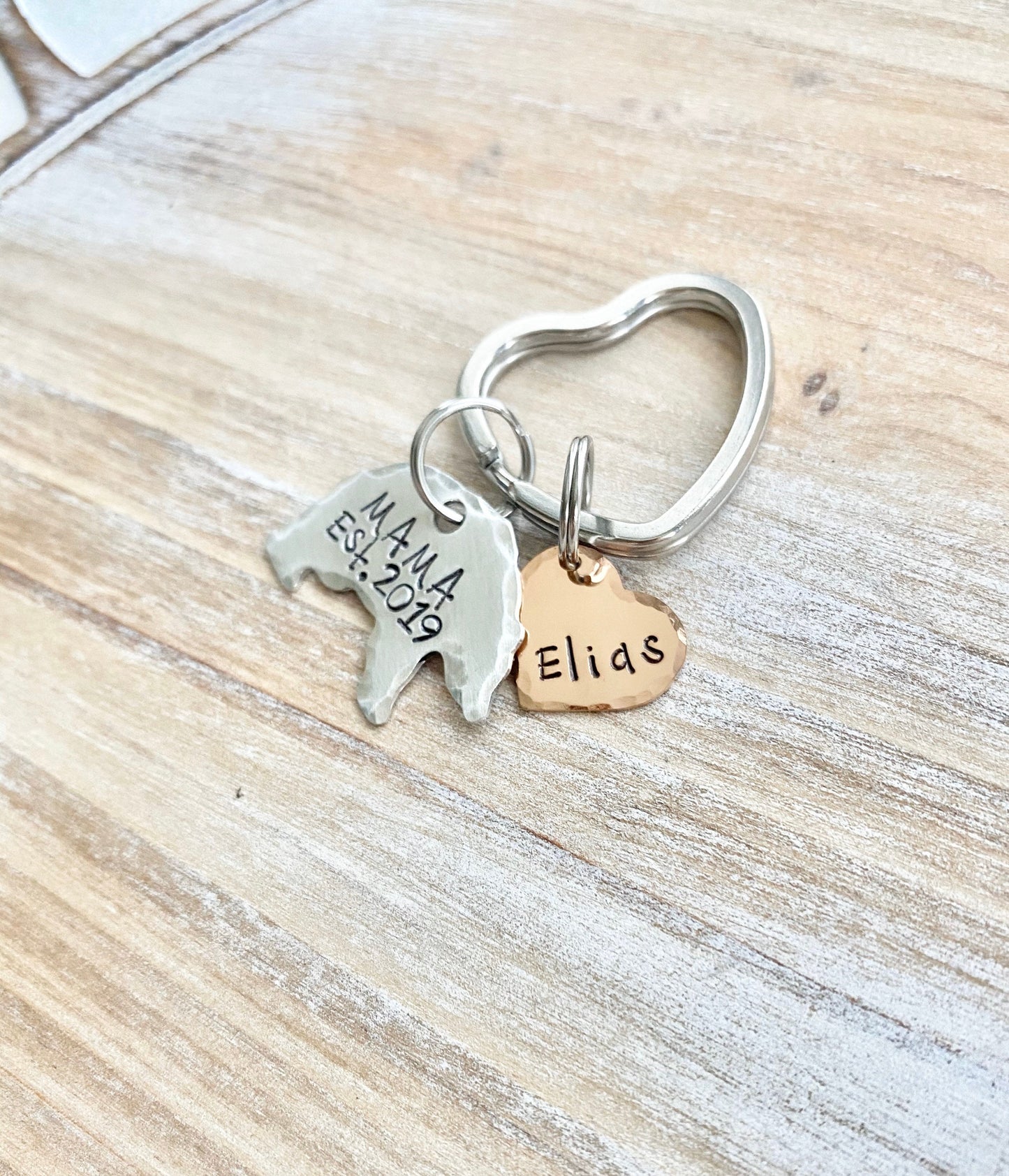 Mama Bear Keyring, Mama Bear Keychain, Mama Bear, Mom Keyring, Personalized Mom Keyring, Mom Keychain, Mothers Day Gift, Gift For Mom