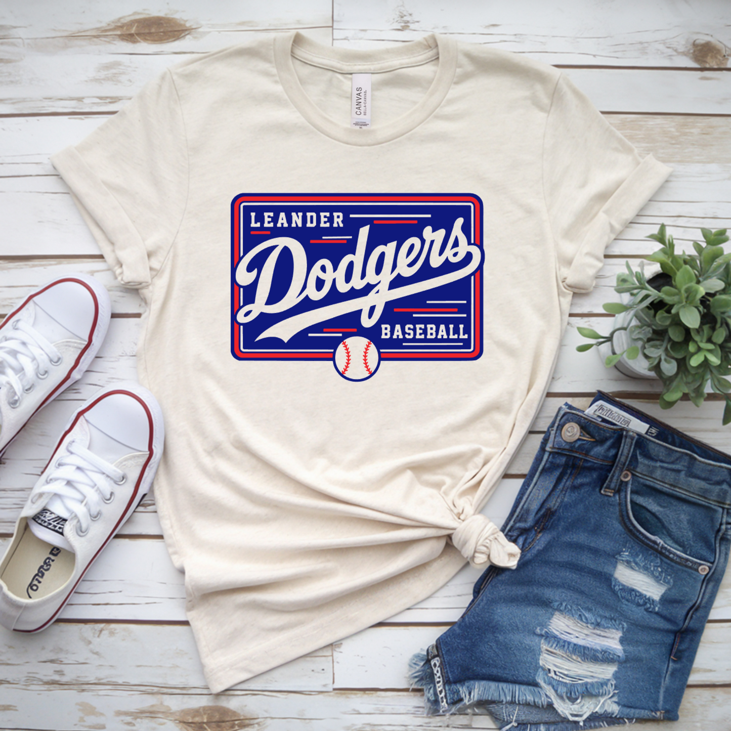 Cream Leander Dodgers vintage baseball T-shirt with royal blue and red retro baseball graphic