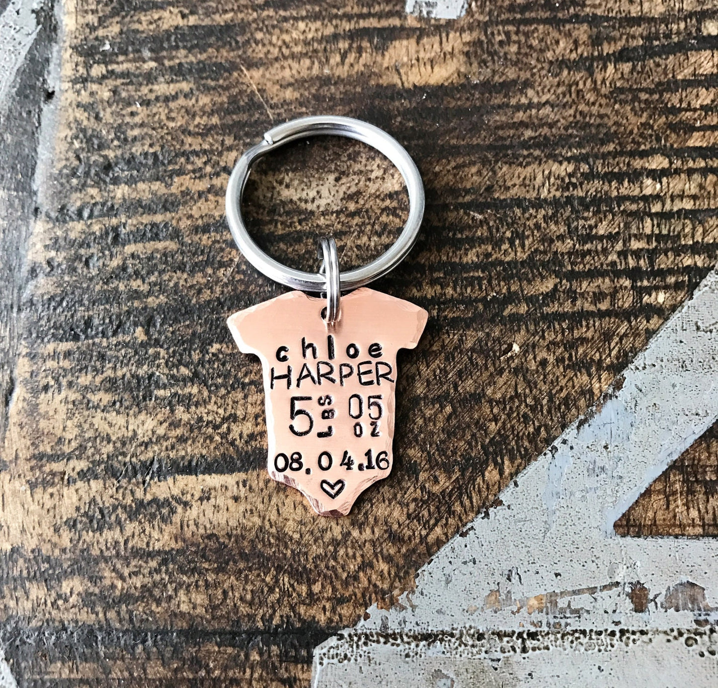 Onesie Keychain Baby Announcement Baby Statistics Keychain New Baby Gift for Dad Baby Gift for Mom Baby Weight Time Date Keepsake Baby Meme