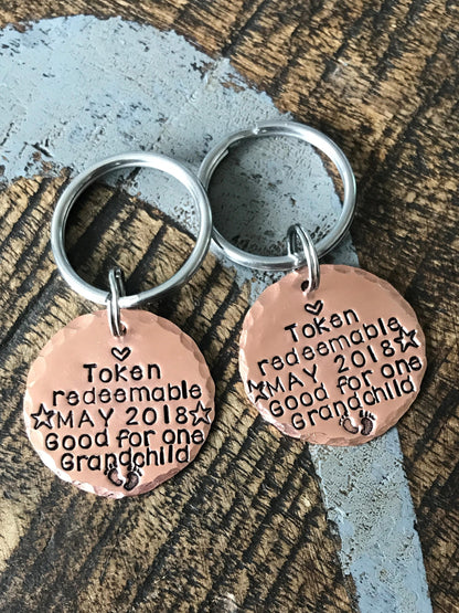 FREE SHIP USA Grandpa Keychain New Grandma Gift Grandma Keychain Grandpa Keychain Grandchild Token New Mom Gift Baby Announcement Keychain