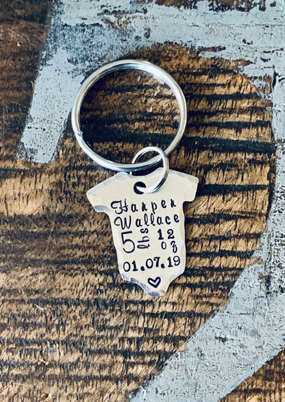Silver Onesie Keychain Baby Announcement Baby Statistics Keychain New Baby Gift for Dad Baby Gift for Mom Baby Weight Time Date Keepsake Bab