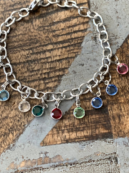 Birthstone Charm Bracelet Grandma Bracelet Grandchild Bracelet Handstamped Jewelry Mom Charm Bracelet Grandma Gift Mothers