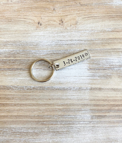 Date Keychain Custom Couple Keychain Anniversary Gift for him Anniversary Keychain Personalized Gift For Boyfriend Valentine's Day Gifts