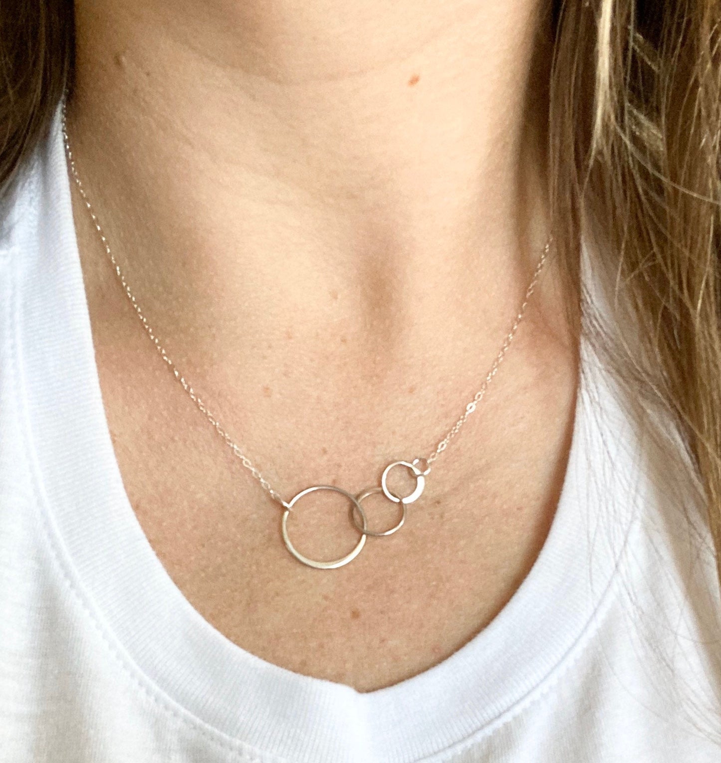 3 Linked Circles Necklace Sterling Silver Connected Circles Interlocking Rings Necklace Eternity Necklace Three Circles Mother's Day Gift