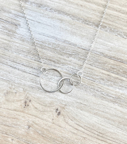 3 Linked Circles Necklace Sterling Silver Connected Circles Interlocking Rings Necklace Eternity Necklace Three Circles Mother's Day Gift