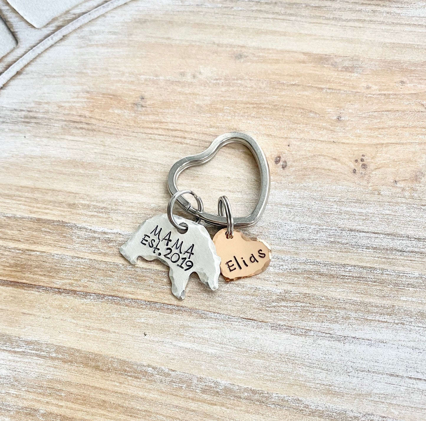 Mama Bear Keyring, Mama Bear Keychain, Mama Bear, Mom Keyring, Personalized Mom Keyring, Mom Keychain, Mothers Day Gift, Gift For Mom