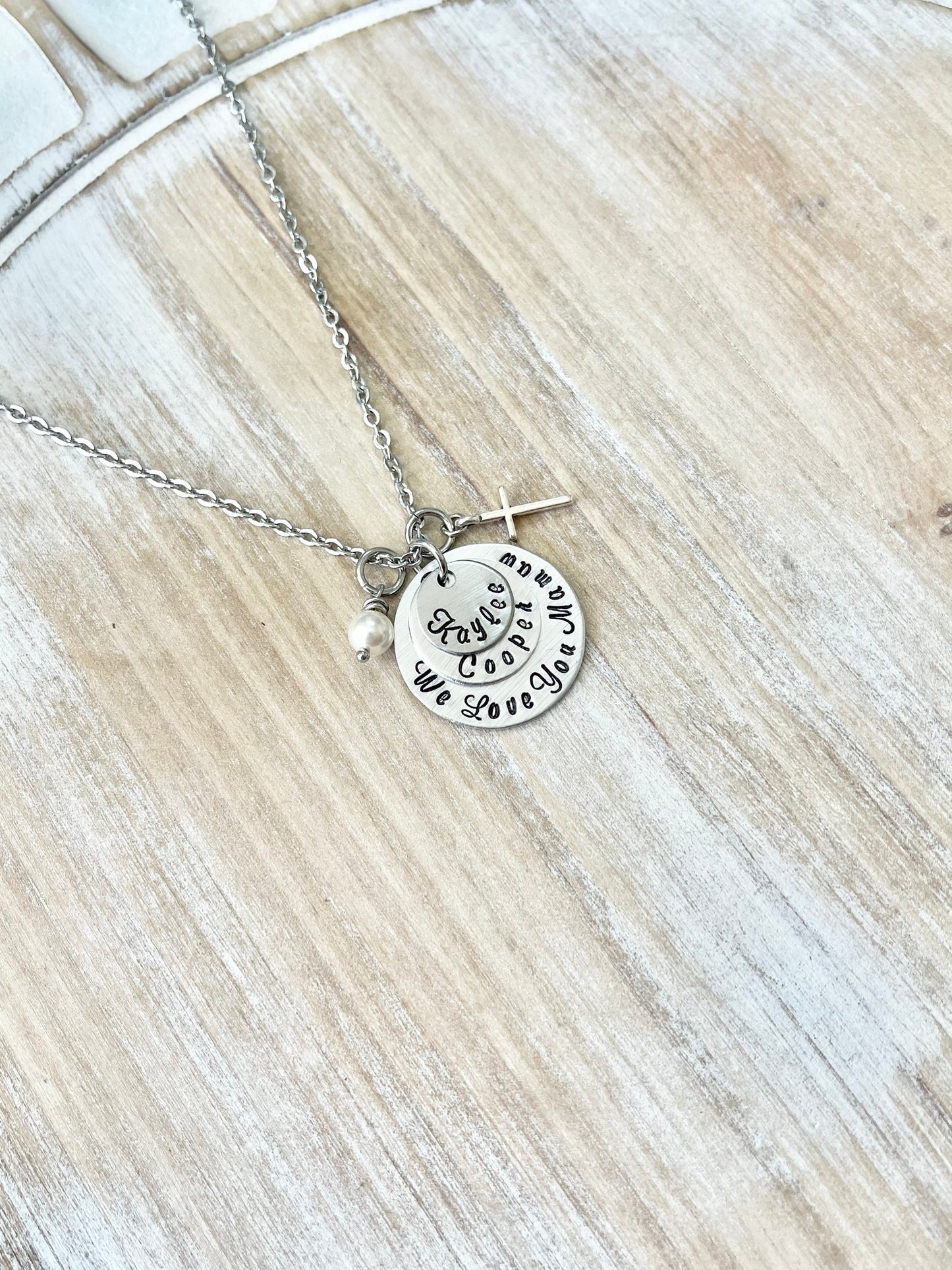Personalized Gift Handmade Disc Mom Necklace Grandma Gift Mamaw Necklace Gifts for Mom Mama Nana Gigi Mimi Family Handmade Jewelry Gift
