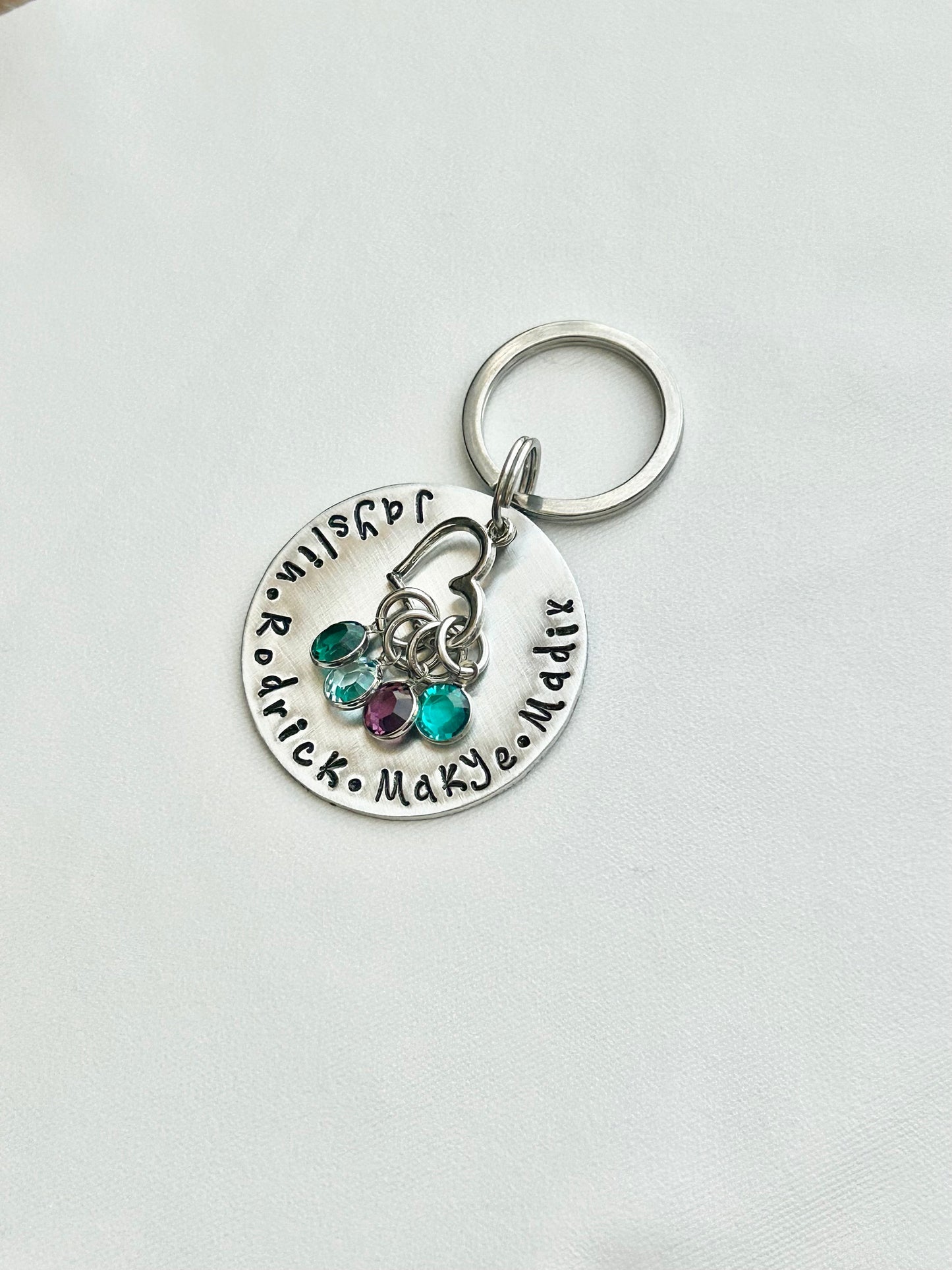 Mama Keychain, Personalized Mothers Gift, Mom Birthday Gift, Birthstone Family Keychain, Custom Mom Keychain