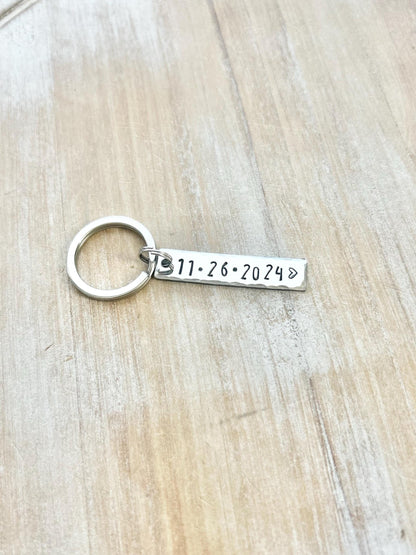 Date Keychain Custom Couple Keychain Anniversary Gift for him Anniversary Keychain Personalized Gift For Boyfriend Valentine's Day Gifts