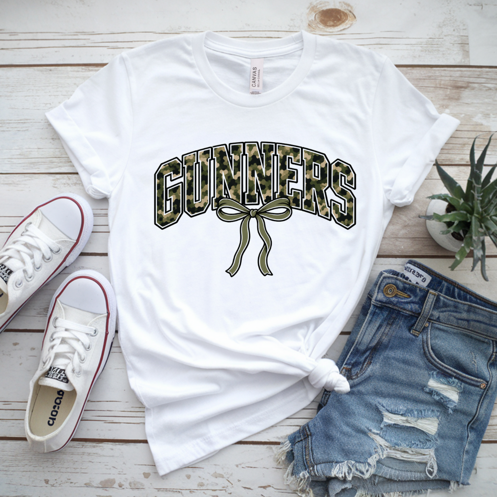 White Gunners Baseball T-shirt with camo lettering and olive green bow